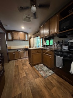 Site 530 – 2017 Forest River Salem Villa Classic