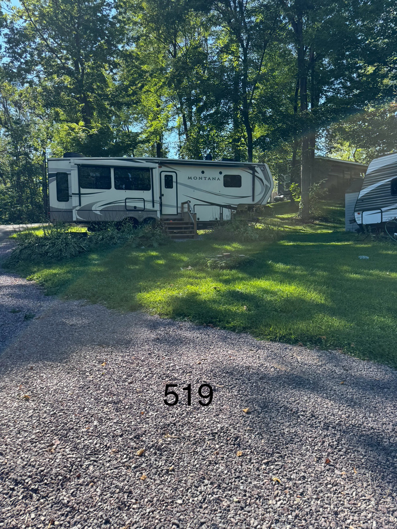 519 (OPEN Site) – up to a 32′ trailer (pull-in site) (Transfer Tank)